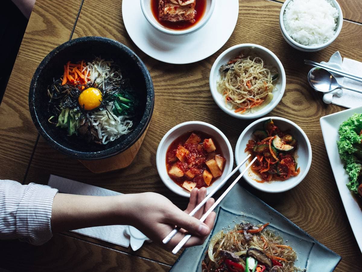 Korean Dining Etiquette