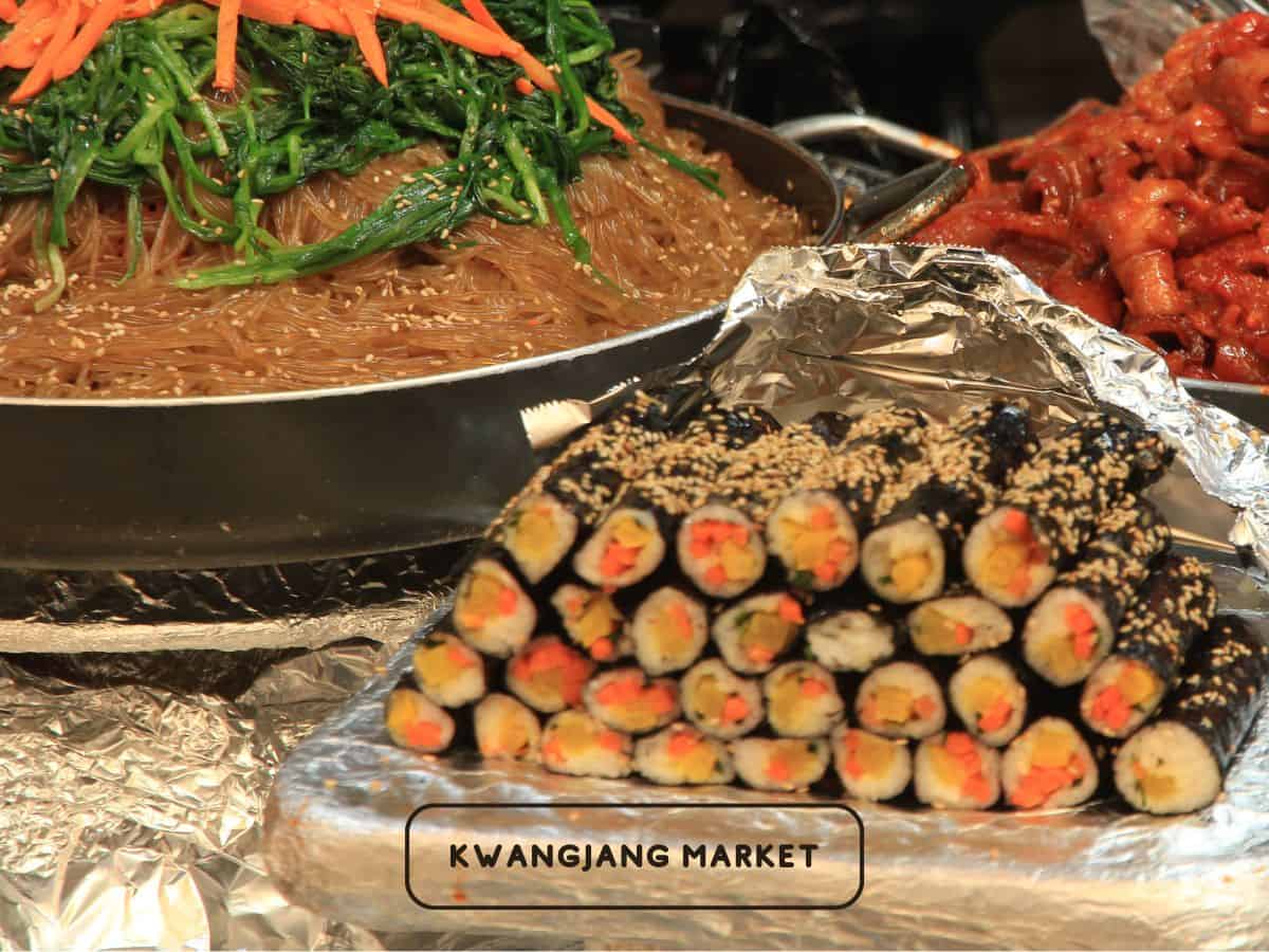kimbap in kwanjang market