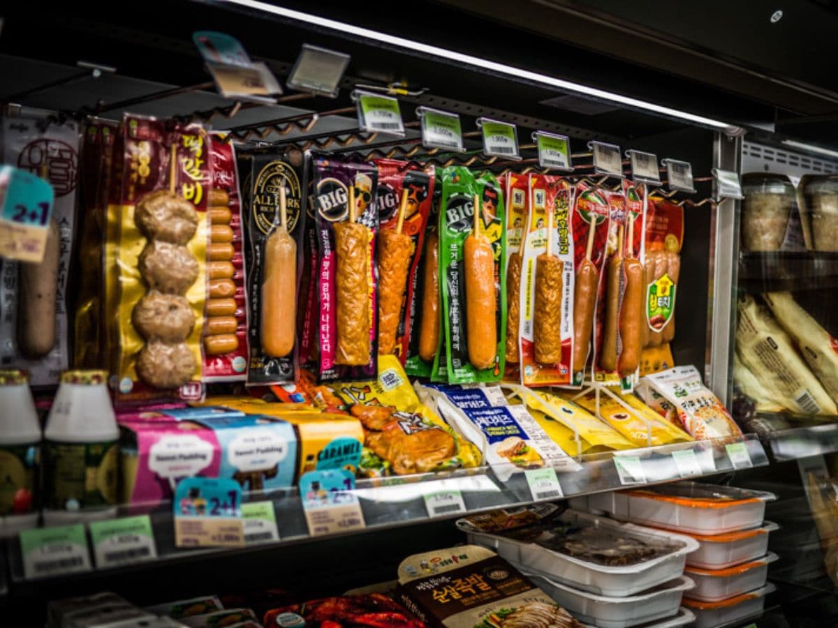 hot bar at korean convenience store