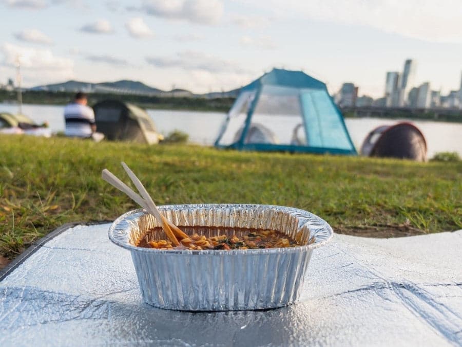 Eating ramen outdoor at Han River Seoul.