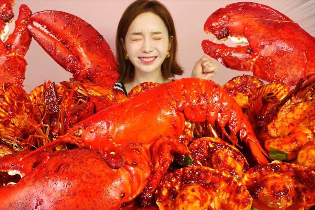 seafood mukbang
